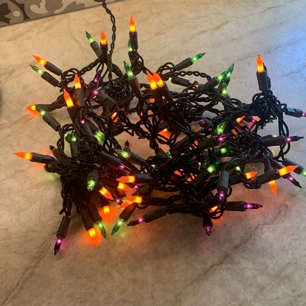 Bundle of Fun Halloween Decor - Picture 5 of 5